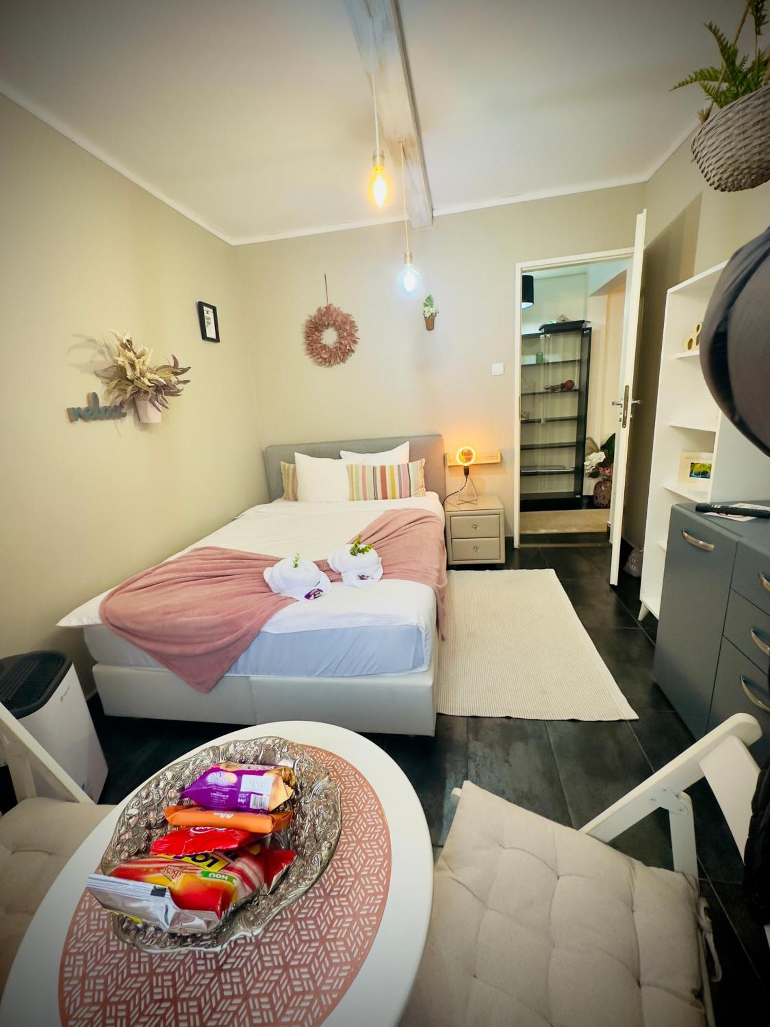 Private Place To Stay Self Check In-Nonstop- Netflix-Wifi Resita Exterior photo